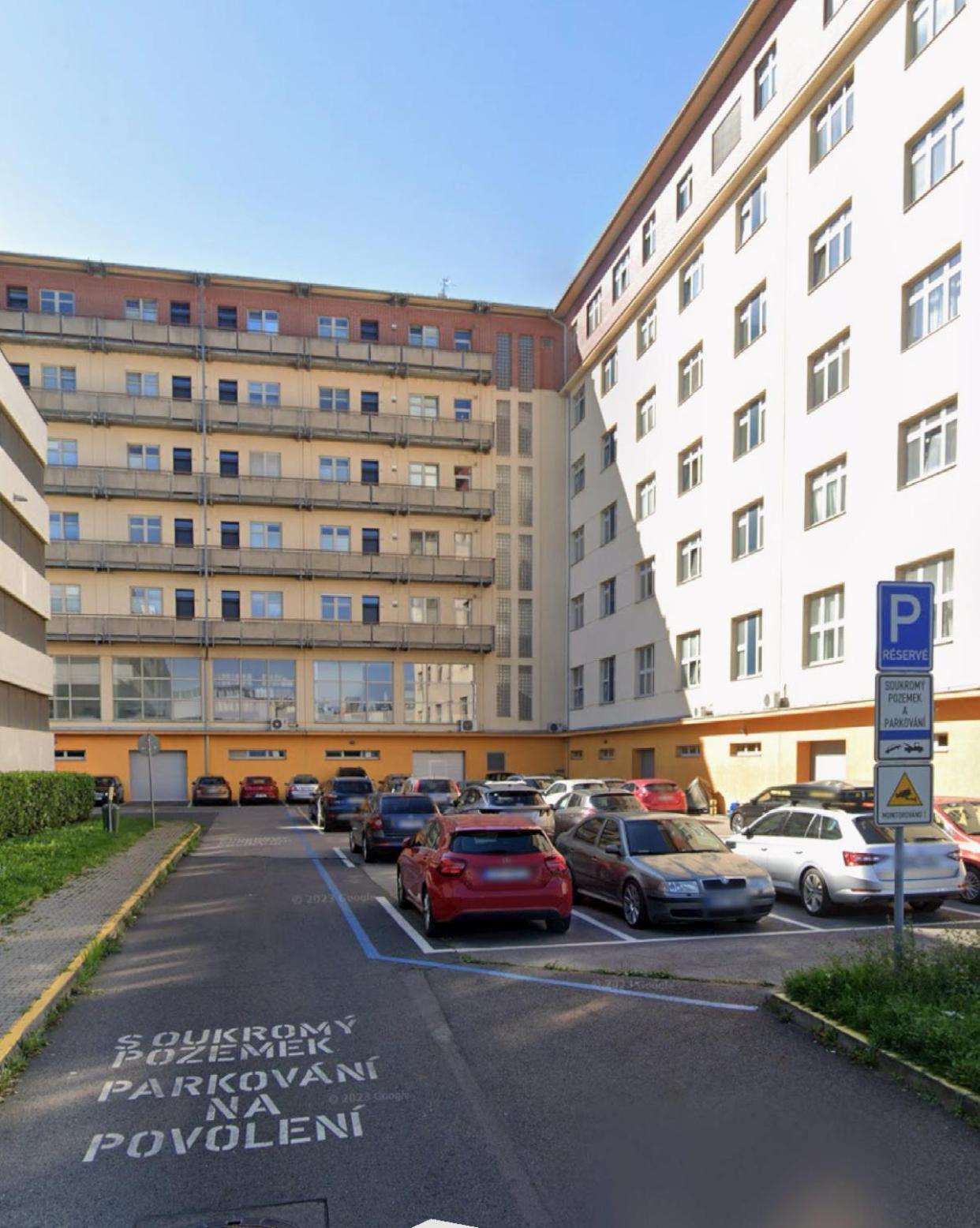 Apartment Ceskomoravska - O2 Arena Praga Exterior foto