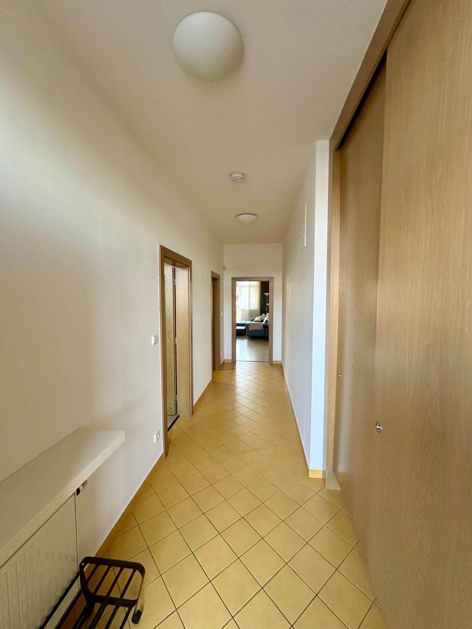 Apartment Ceskomoravska - O2 Arena Praga Exterior foto
